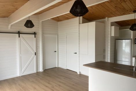 Photo of property in 31 Bayview Road, Charteris Bay, Lyttelton, 8971