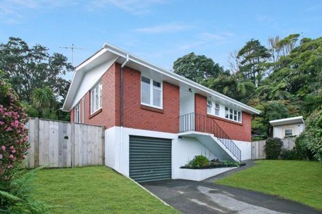Photo of property in 1a Ward Place, Marfell, New Plymouth, 4310