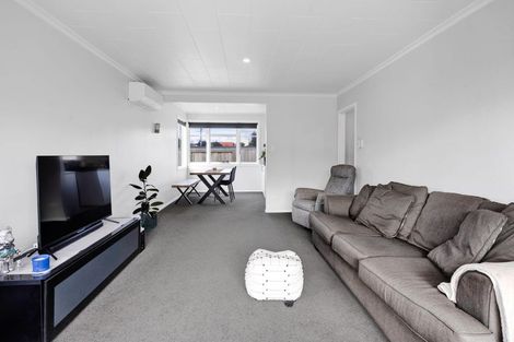 Photo of property in 5 Wills Road, Bell Block, New Plymouth, 4312