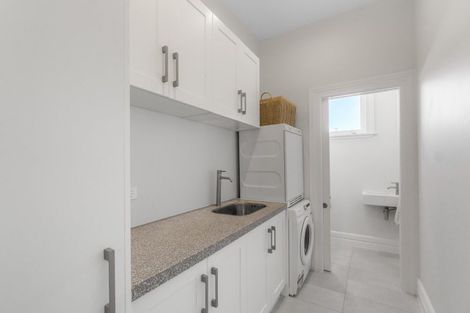 Photo of property in 15 Saint Leonards Road, Devonport, Auckland, 0624