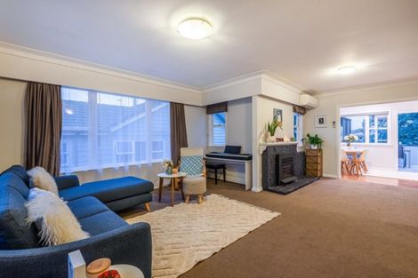 Photo of property in 7 Gregory Place, Mount Roskill, Auckland, 1041