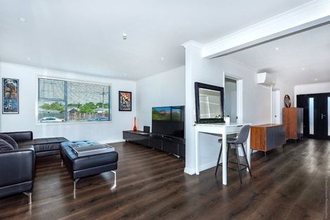 Photo of property in 150 Beach Road, North New Brighton, Christchurch, 8083