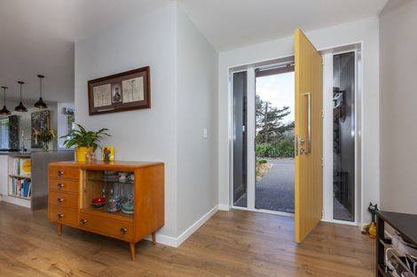 Photo of property in 20 Te Heke Place, Waikanae, 5036