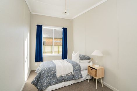 Photo of property in 11 Essex Street, Winton, 9720