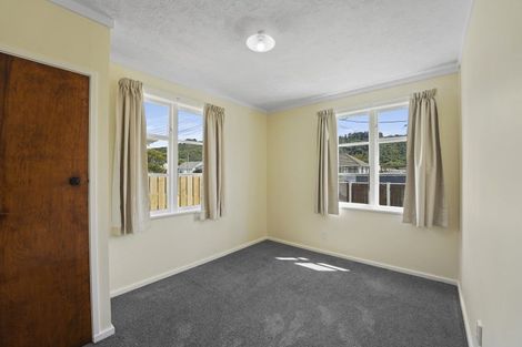 Photo of property in 24 Reynolds Street, Taita, Lower Hutt, 5011