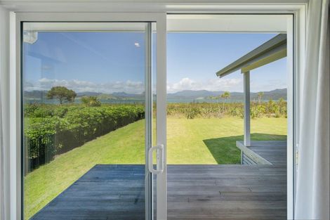 Photo of property in 165 Kelly Jade Avenue, Matarangi, Whitianga, 3592