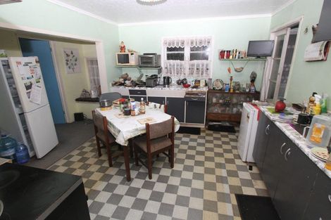Photo of property in 62 Valley Road, Hikurangi, 0114
