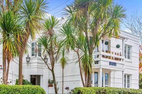 Photo of property in 8/2 Herne Bay Road, Herne Bay, Auckland, 1011