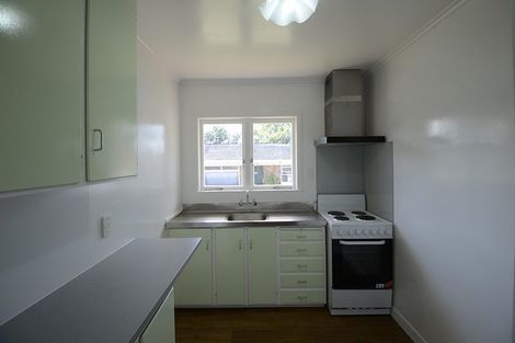 Photo of property in 2/162 Onewa Road, Northcote, Auckland, 0627