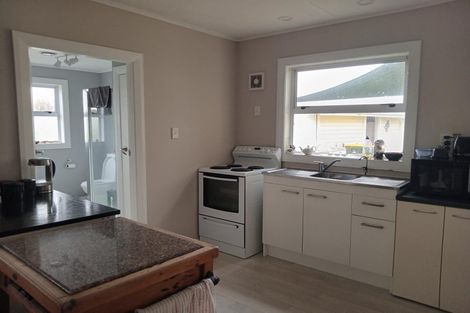 Photo of property in 48 Seabury Avenue, Foxton Beach, Foxton, 4815