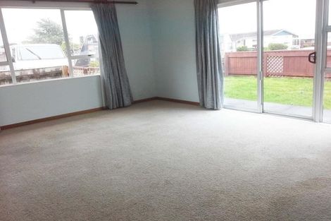 Photo of property in 13 Mace Street, Waitara, 4320