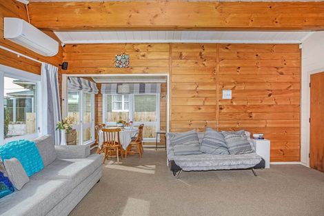 Photo of property in 120 Victoria Street West, Onehunga, Auckland, 1061