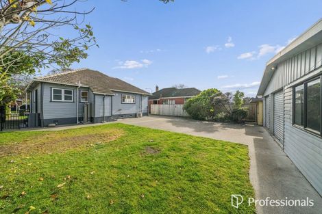 Photo of property in 1306 High Street, Taita, Lower Hutt, 5011