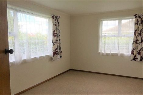 Photo of property in 18 Maire Street, Woburn, Lower Hutt, 5010