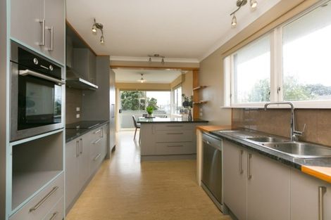 Photo of property in 463 Saint Aubyn Street, Moturoa, New Plymouth, 4310