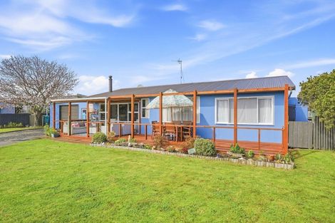 Photo of property in 9 Ramona Avenue, Waitarere Beach, Levin, 5510