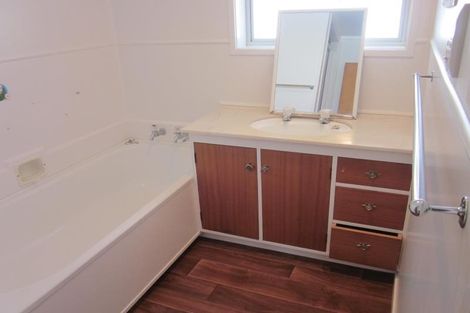 Photo of property in 15 Dermont Street, Bader, Hamilton, 3206