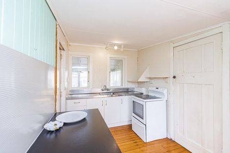 Photo of property in 2 Devon Road, Springvale, Whanganui, 4501