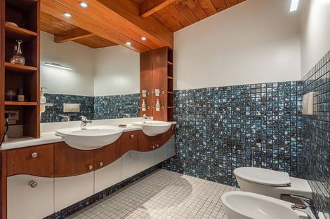 Photo of property in 2/24 Lake Pupuke Drive, Takapuna, Auckland, 0622