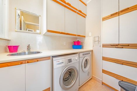 Photo of property in 18 Thackeray Street, Trentham, Upper Hutt, 5018