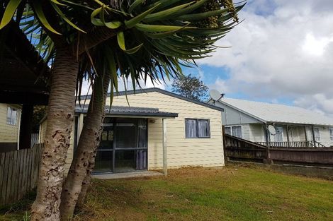 Photo of property in 8 Rako Place, Manurewa, Auckland, 2102