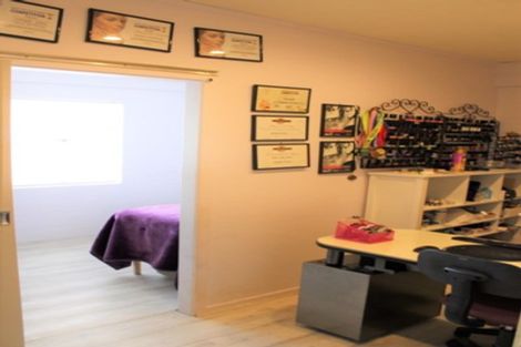 Photo of property in 6 Marlborough Place, Tokoroa, 3420