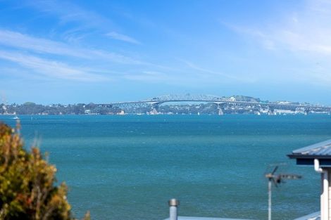 Photo of property in 12b Waikura Drive, Te Atatu Peninsula, Auckland, 0610