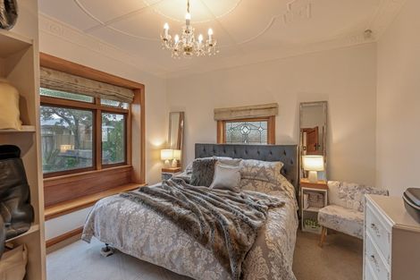 Photo of property in 10 Mahoe Avenue, Takaro, Palmerston North, 4410