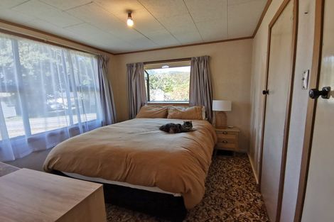 Photo of property in 47 Aylmer Street, Ross, 7812