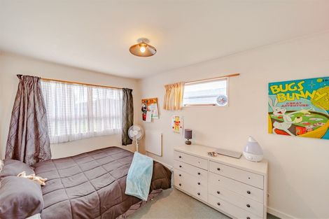 Photo of property in 33 Fife Crescent, Tamatea, Napier, 4112