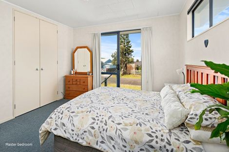 Photo of property in 11 Kitty Frazer Lane, Omaha, 0986