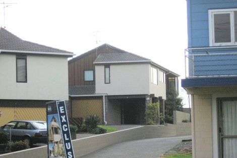 Photo of property in 1/127 Oceanbeach Road, Mount Maunganui, 3116
