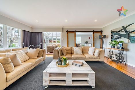 Photo of property in 7a Rosebank Avenue, Avalon, Lower Hutt, 5011