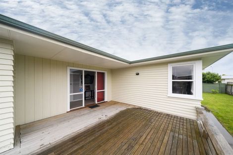 Photo of property in 6 Karamea Crescent, Kelvin Grove, Palmerston North, 4414