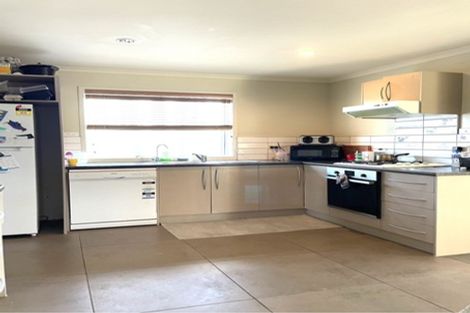 Photo of property in 14 George Street, Waiuku, 2123
