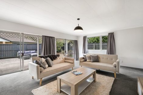 Photo of property in 9 Mack Place, Red Hill, Papakura, 2110