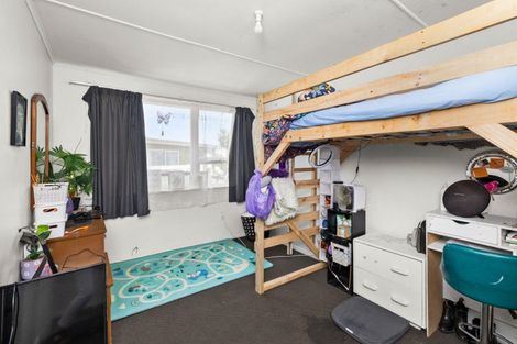 Photo of property in 330 Tui Place, Camberley, Hastings, 4120