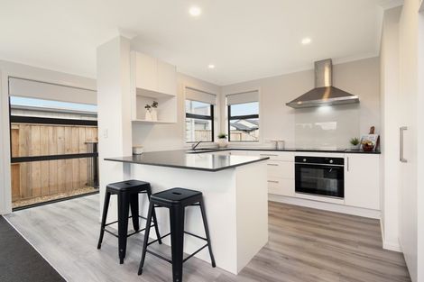 Photo of property in 50b Puhirake Crescent, Pyes Pa, Tauranga, 3112