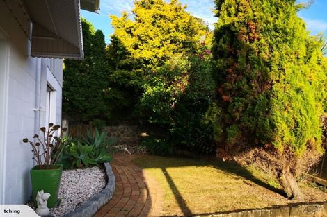 Photo of property in 2/527 Beach Road, Murrays Bay, Auckland, 0630