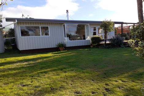 Photo of property in 3 Holiday Crescent, Mangawhai Heads, Mangawhai, 0505