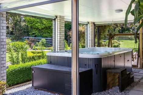 Photo of property in 52 Whakaroa Road, Kinloch, Taupo, 3385