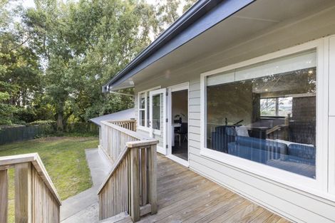 Photo of property in 4 Waicola Drive, Fitzherbert, Palmerston North, 4471