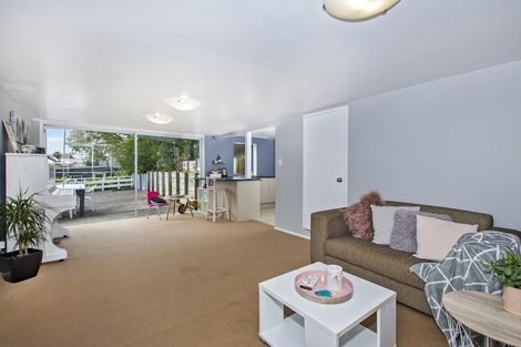 Photo of property in 8 Ascot Avenue, Te Kamo, Whangarei, 0112