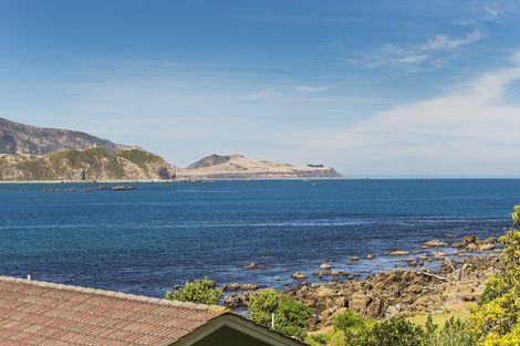 Photo of property in 111a Breaker Bay Road, Breaker Bay, Wellington, 6022