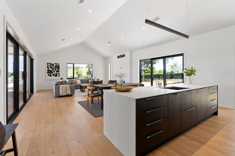 Photo of property in 41 Fencourt Road, Cambridge, 3496