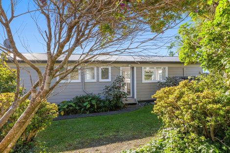 Photo of property in 18a Rishworth Avenue, Stanmore Bay, Whangaparaoa, 0932