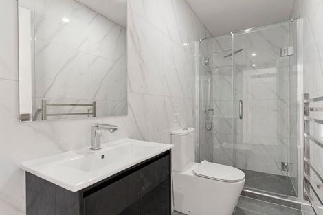 Photo of property in 2c Melleray Place, Randwick Park, Auckland, 2105