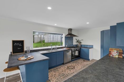 Photo of property in 29 Gledstane Road, Stanmore Bay, Whangaparaoa, 0932