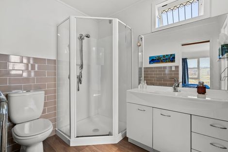 Photo of property in 50 Kath Henry Lane, Drury, 2113