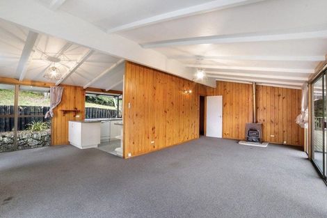 Photo of property in 69 Peach Road, Glenfield, Auckland, 0629